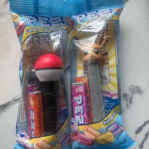 PEZ Pokémon Candy Dispenser Set - Poké Ball and Eevee